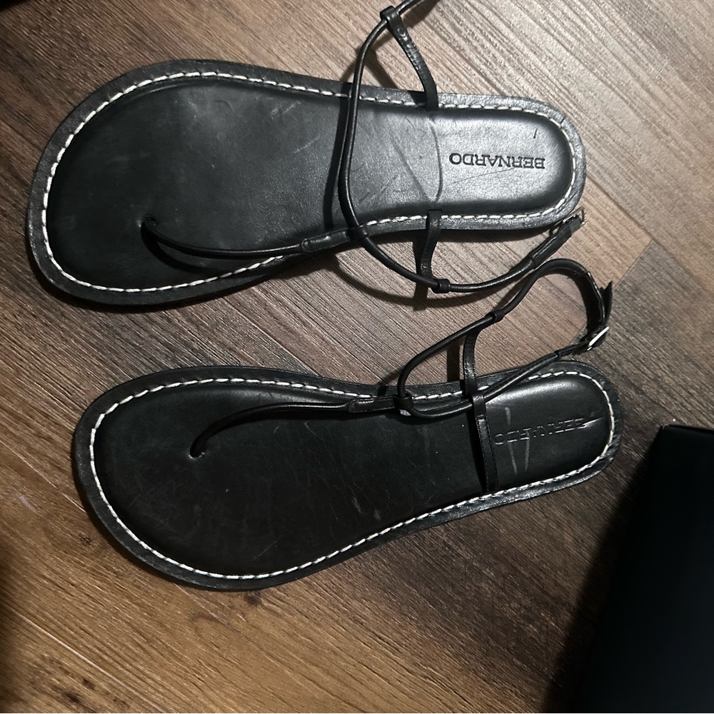 Bernardo sandals size 11